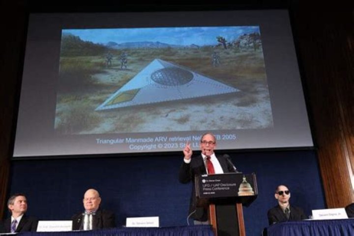 Steven Greer: The Visionary Pioneer in Exopolitics and UFO Research